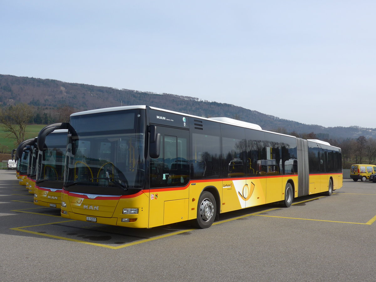 (189'877) - CarPostal Ouest - JU 52'075 - MAN (ex Nr. 35) am 2. April 2018 in Develier, Parkplatz