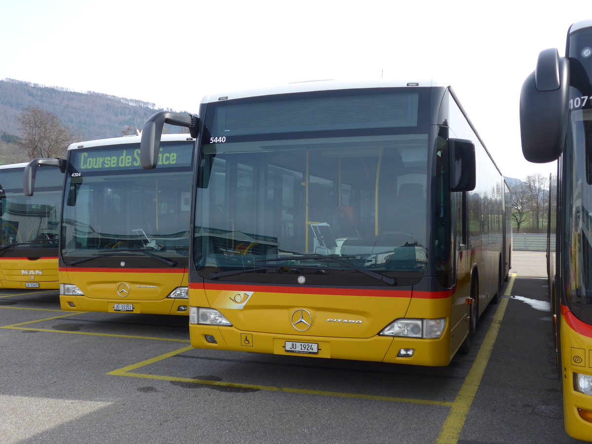 (189'881) - CarPostal Ouest - JU 1924 - Mercedes (ex Nr. 73; ex Stucki, Porrentruy Nr. 20) am 2. April 2018 in Develier, Parkplatz