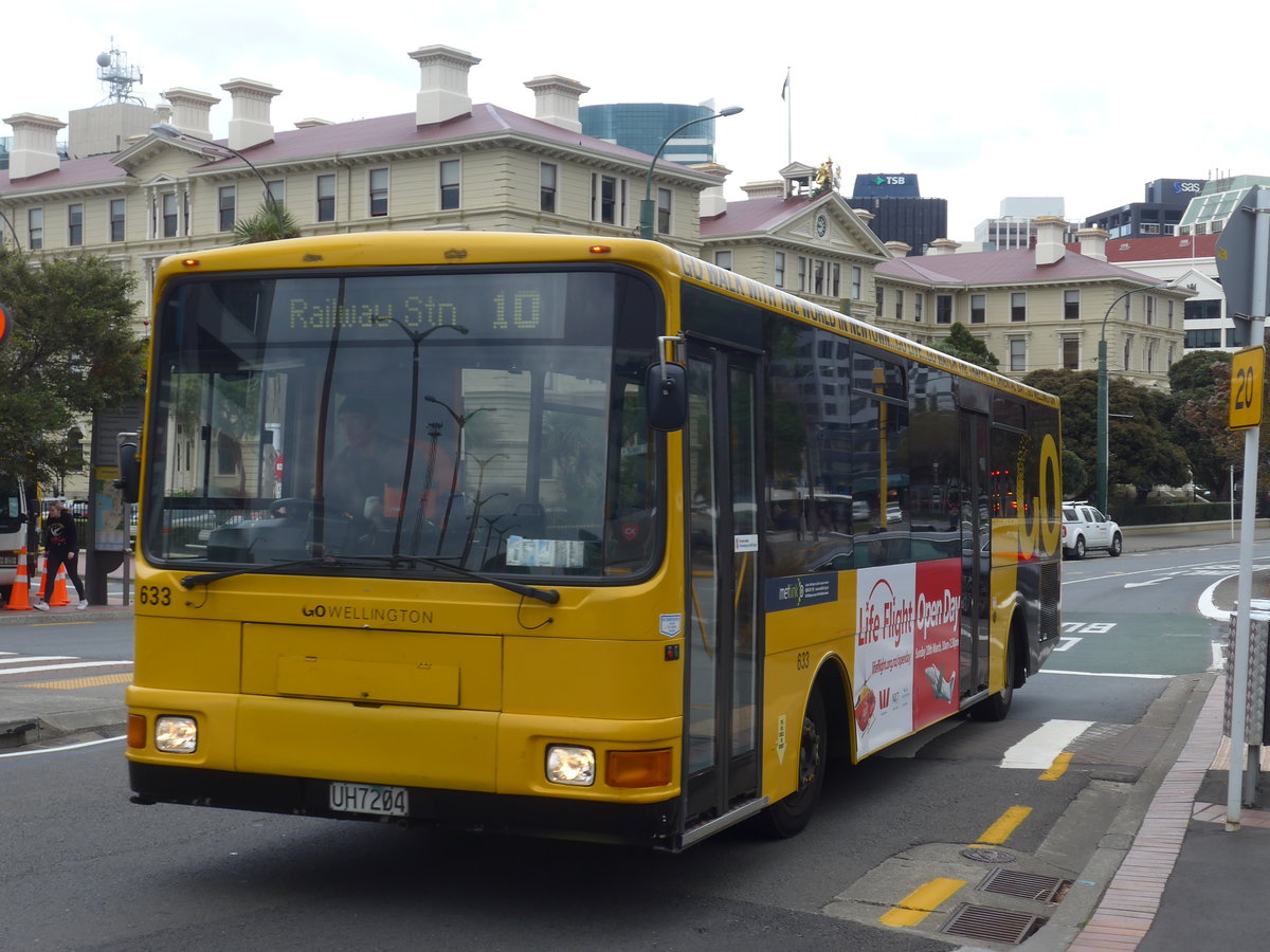 (191'641) - GO Wellington - Nr. 633/UH7204 - MAN/Designline am 27. April 2018 beim Bahnhof Wellington