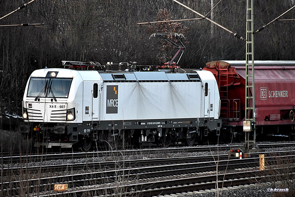 193 607 zog einen ganzzug durch hh-harburg,09.01.16