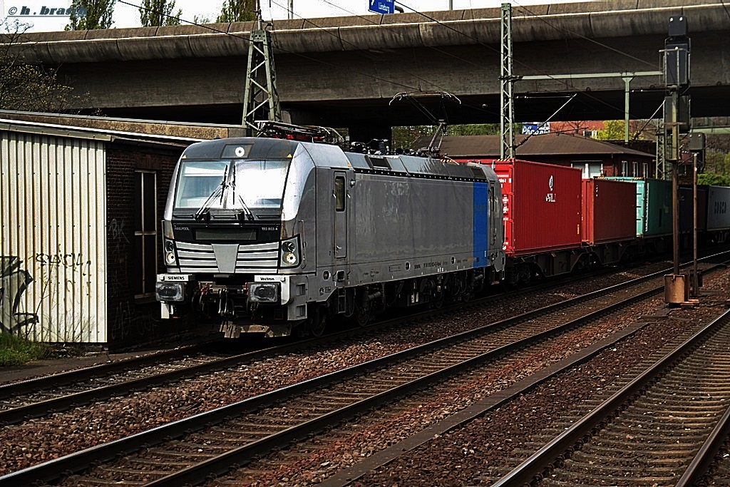 193 804-2 zog einen intermodal am 17.04.14 durch hh-harburg