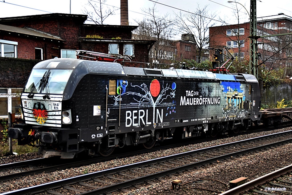 193 876,mußte warten,mit einen kastenzug auf weiterfahrt,04.12.15