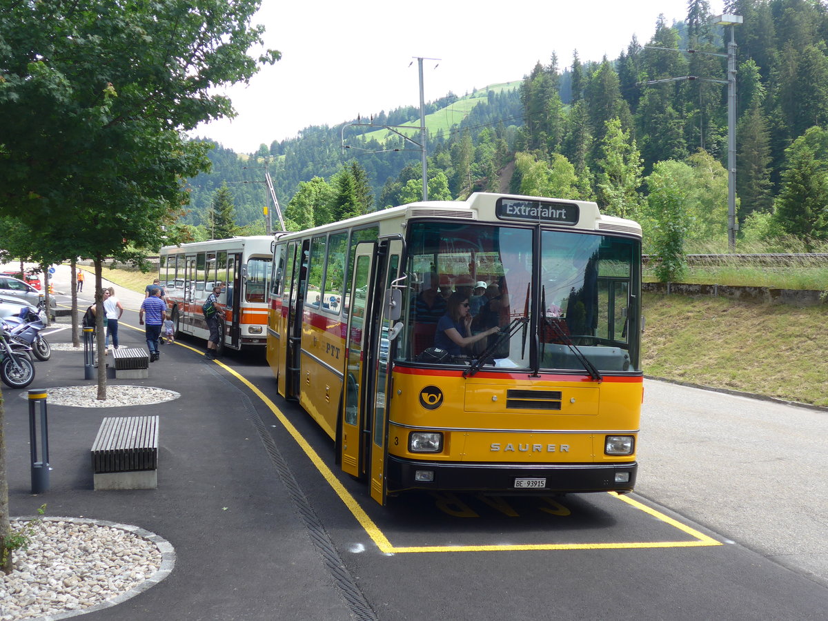 (193'723) - Kolb, Grasswil - Nr. 3/BE 93'915 - Saurer/R&J (ex Schmocker, Stechelberg Nr. 3; ex Nr. 1; ex Gertsch, Stechelberg Nr. 1) am 3. Juni 2018 in Trubschachen, Kambly