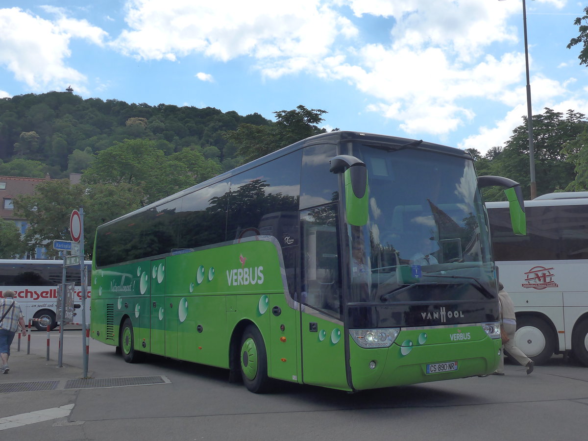 (194'225) - Aus Frankreich: VERBUS, Vabres-l'Abbaye - CS 890 NR - Van Hool am 18. Juni 2018 in Freiburg, Karlsplatz