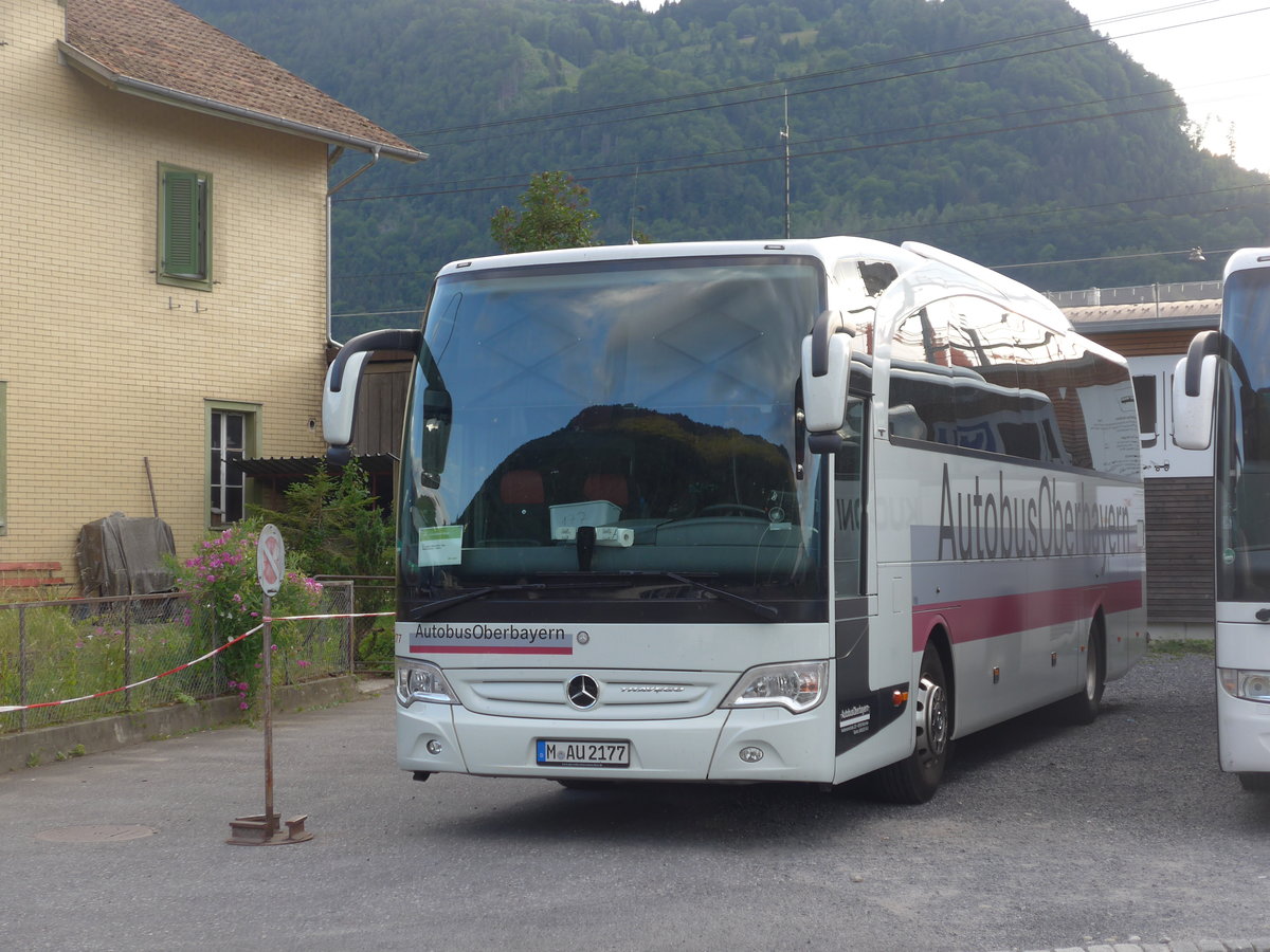 (194'345) - Aus Deutschland: Autobus Oberbayern, Mnchen - M-AU 2177 - Mercedes am 23. Juni 2018 beim Bahnhof Wilderswil