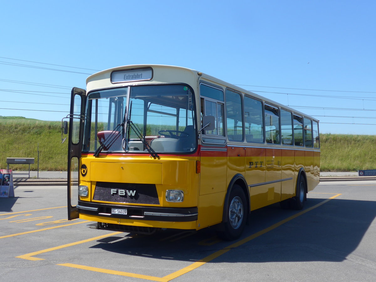 (194'481) - Birchler, Remetschwil - AG 54'039 - FBW/Tscher (ex Gerber, Winkel; ex Eggenberger, Mriken; ex Tanner, Bubendorf; ex P 24'803) am 1. Juli 2018 beim Bahnhof Biglen