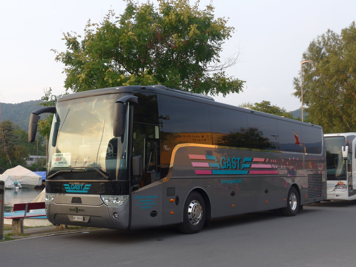 (195'513) - Gast, Utzenstorf - BE 99'110 - Van Hool am 4. August 2018 in Thun, Strandbad