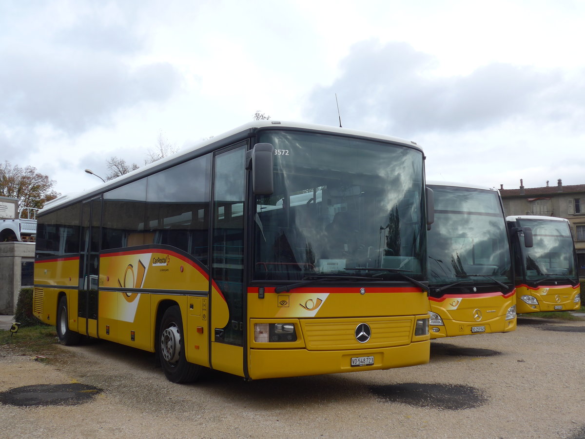 (199'003) - CarPostal Ouest - VD 548'723 - Mercedes am 28. Oktober 2018 in Yverdon, Garage