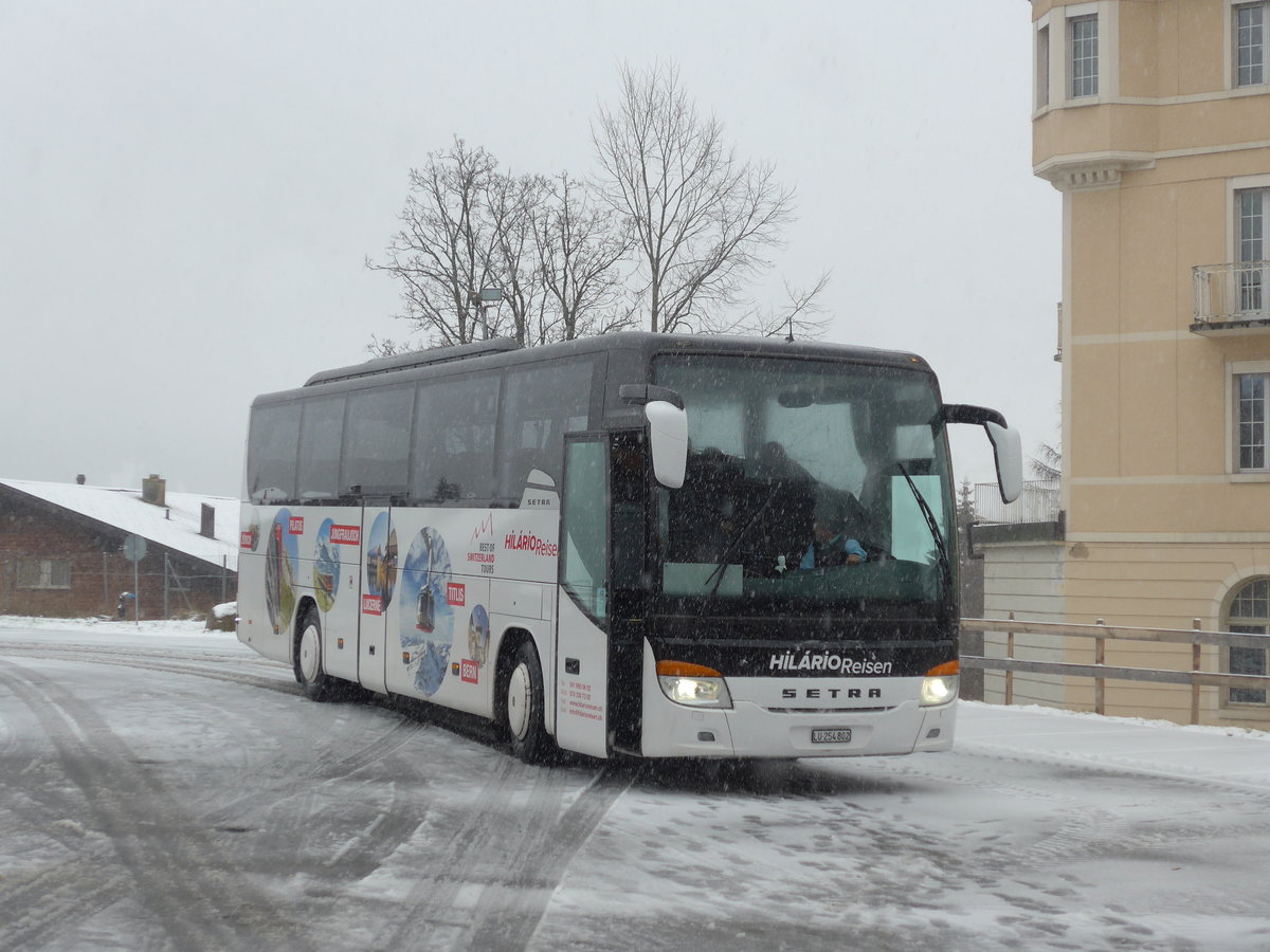 (199'888) - Hilrio, Schtz - LU 254'802 - Setra (ex Marti, Kallnach) am 10. Dezember 2018 beim Bahnhof Grindelwald