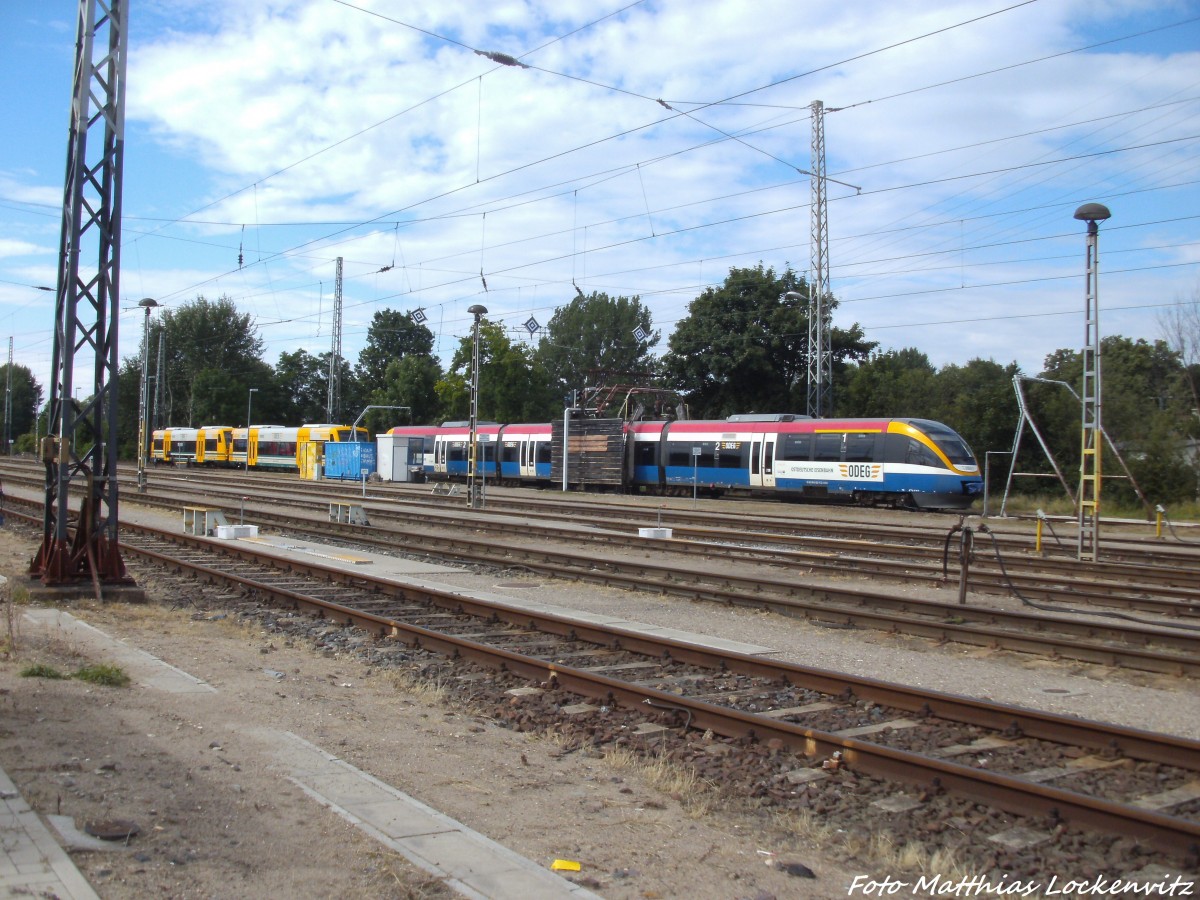 2 ODEG VT 650er und der einzige Talent (BR 643) der ODEG abgestellt an der Waschanlage in Schwerin am 13.7.14