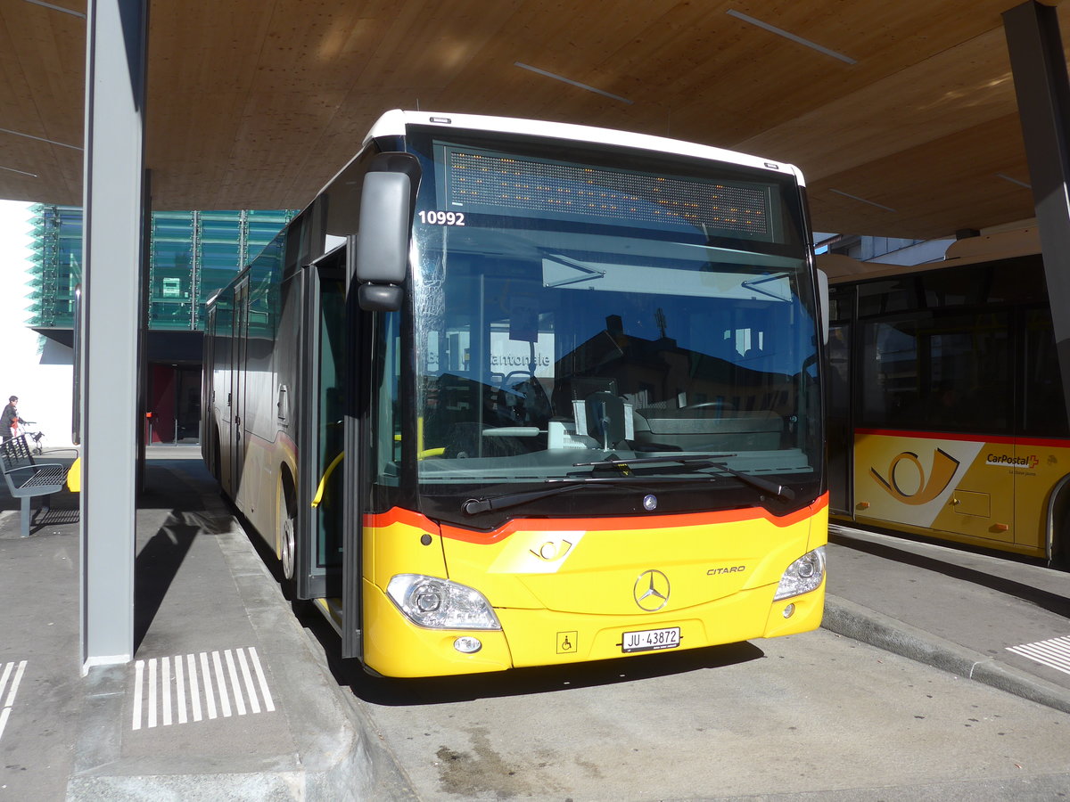 (201'582) - CarPostal Ouest - JU 43'872 - Mercedes am 16. Februar 2019 beim Bahnhof Delmont