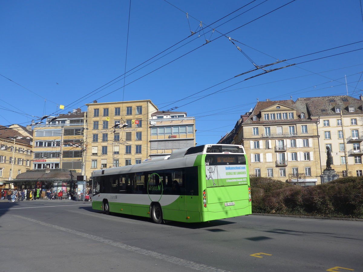 (201'652) - transN, La Chaux-de-Fonds - Nr. 219/NE 93'219 - Volvo (ex TN Neuchtel Nr. 219) am 16. Februar 2019 in Neuchtel, Place Pury