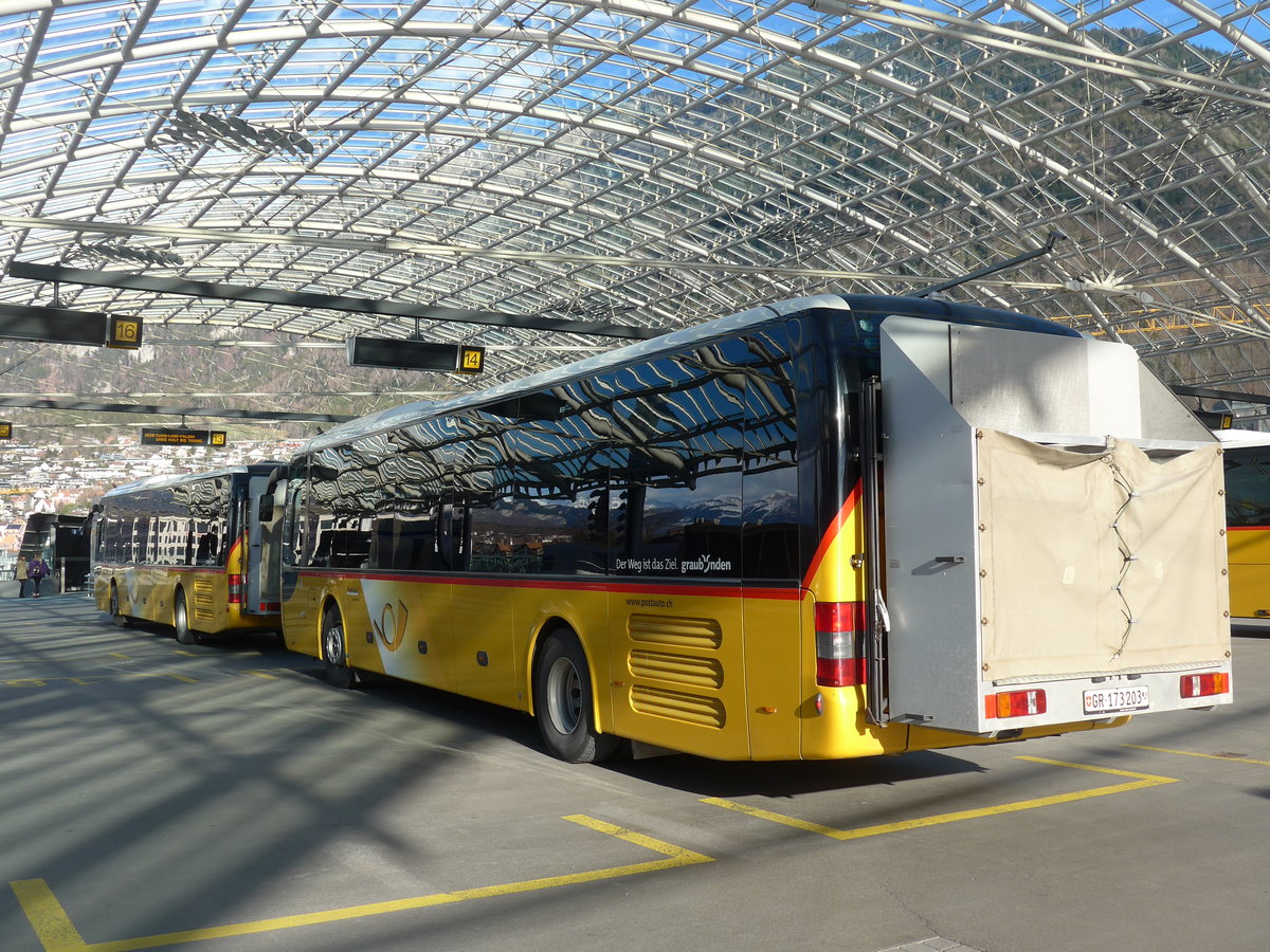 (202'139) - PostAuto Graubnden - GR 173'203 - MAN am 10. Mrz 2019 in Chur, Postautostation