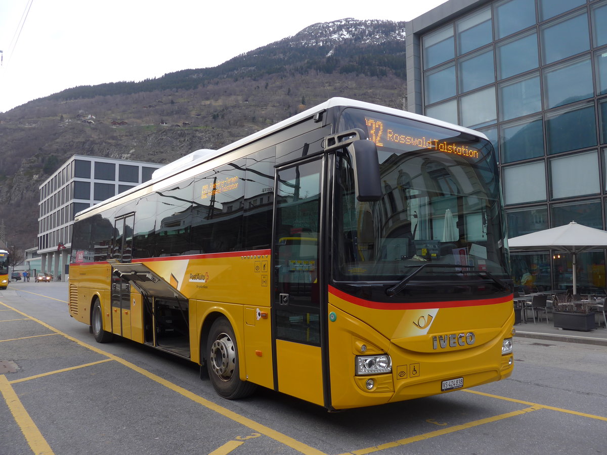 (202'477) - PostAuto Wallis - VS 424'838 - Iveco am 17. Mrz 2019 beim Bahnhof Brig