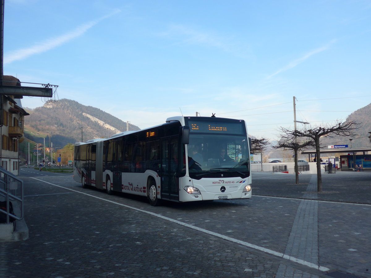 (202'901) - ARAG Ruswil - Nr. 35/LU 15'727 - Mercedes am 22. Mrz 2019 beim Bahnhof Alpnachstad