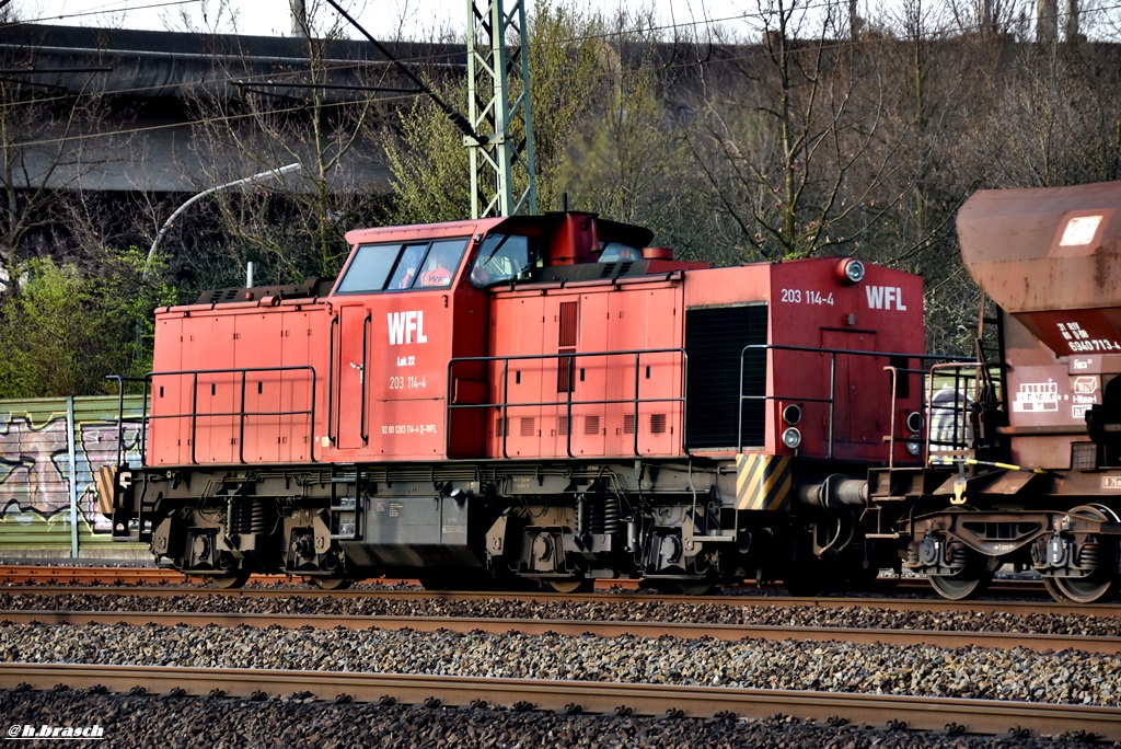 203 114-4 ist mit einen schotterzug durch hh-harburg gefahren,31.03.17