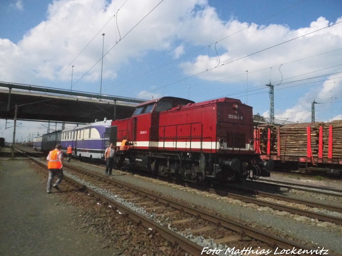 203 843-8 mit dem SVT 137 234 in Leipzig-Engelsdorf am 4.9.15