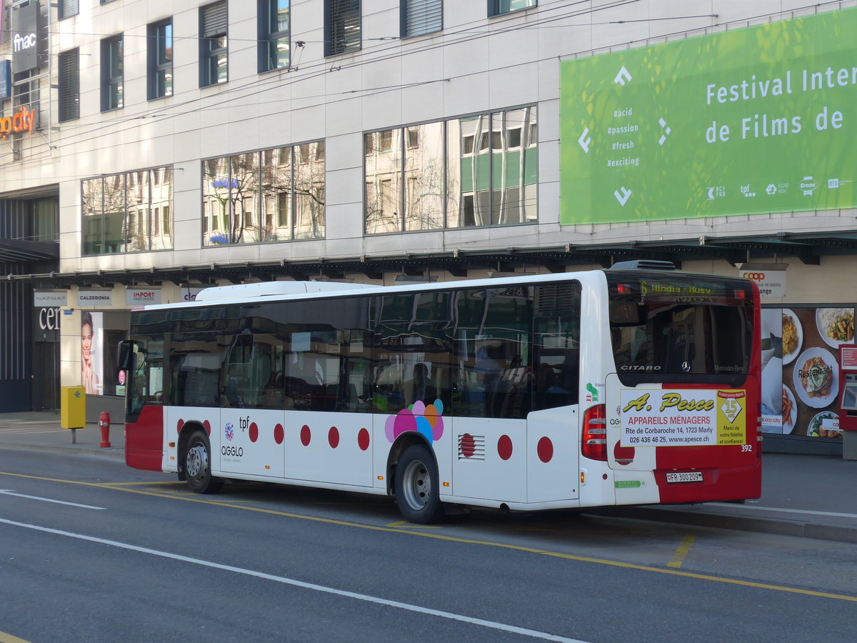 (203'064) - TPF Fribourg - Nr. 392/FR 300'209 - Mercedes (ex Nr. 800) am 24. Mrz 2019 beim Bahnhof Fribourg