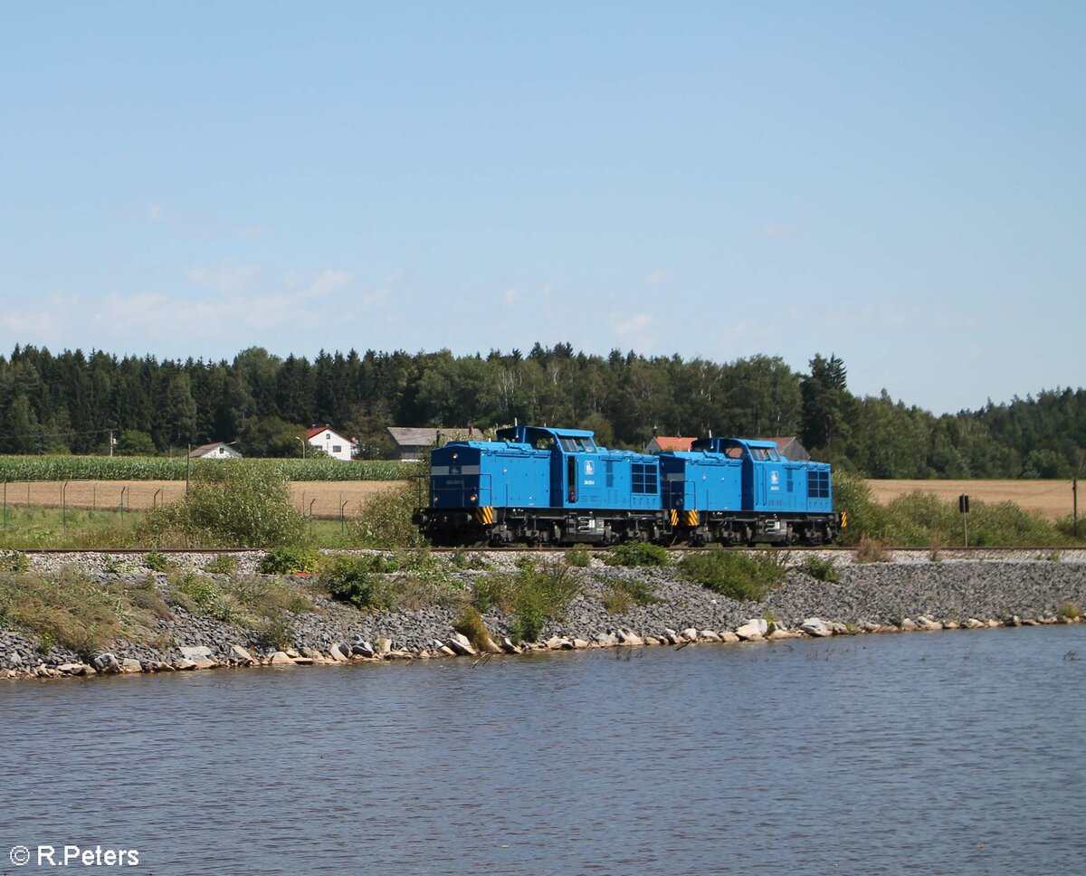 204 010-6 + 204 011-5 Lz am Rechenweiher unterwegs nach Weiden um ein Kesselzug zu holen beim Hauer Tanklager. 14.08.21