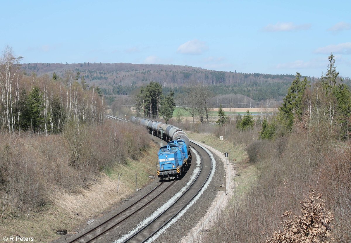 204 012 und 204 031 ziehten kurz vor Wiesau den Hauer-Kesselzug nach Weiden West. 10.04.20