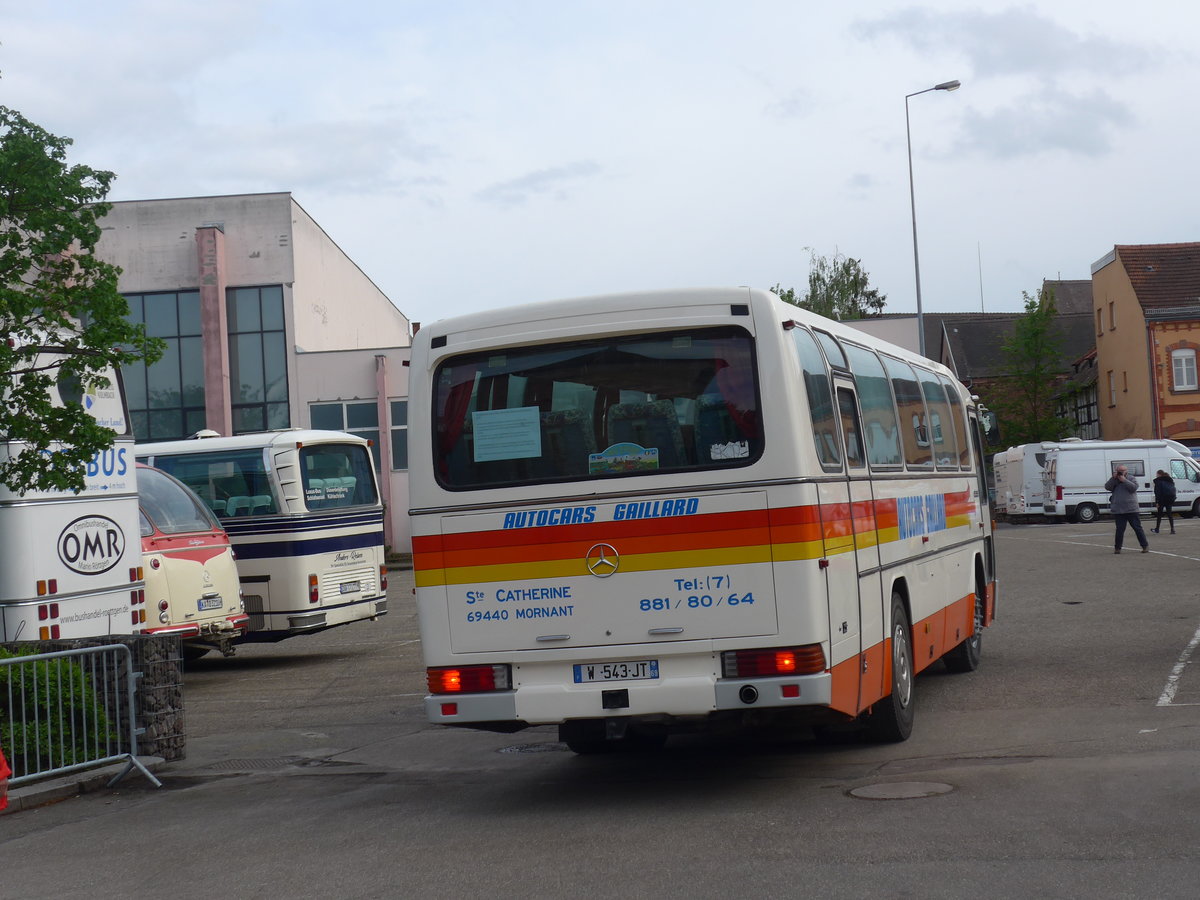 (204'075) - Gaillard, Mornant - W 543 JT - Mercedes am 26. April 2019 in Haguenau, Parkplatz 