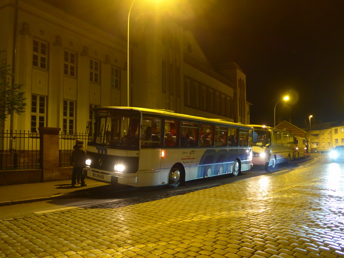 (204'129) - SECAM Macn (AAF) - Nr. 19/CX 089 WL - Renault am 26. April 2019 in Haguenau, Place Schumann