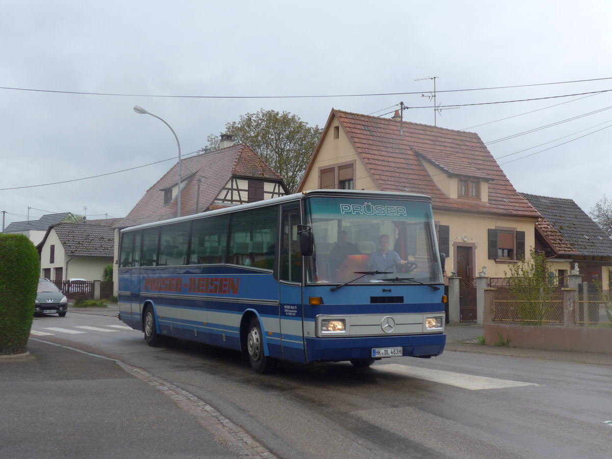 (204'218) - Aus Deutschland: Prser, Neuenkirchen - Nr. 83/HK-DL 483H - Mercedes/Vetter am 27. April 2019 in Stundwiller, Rue Principale