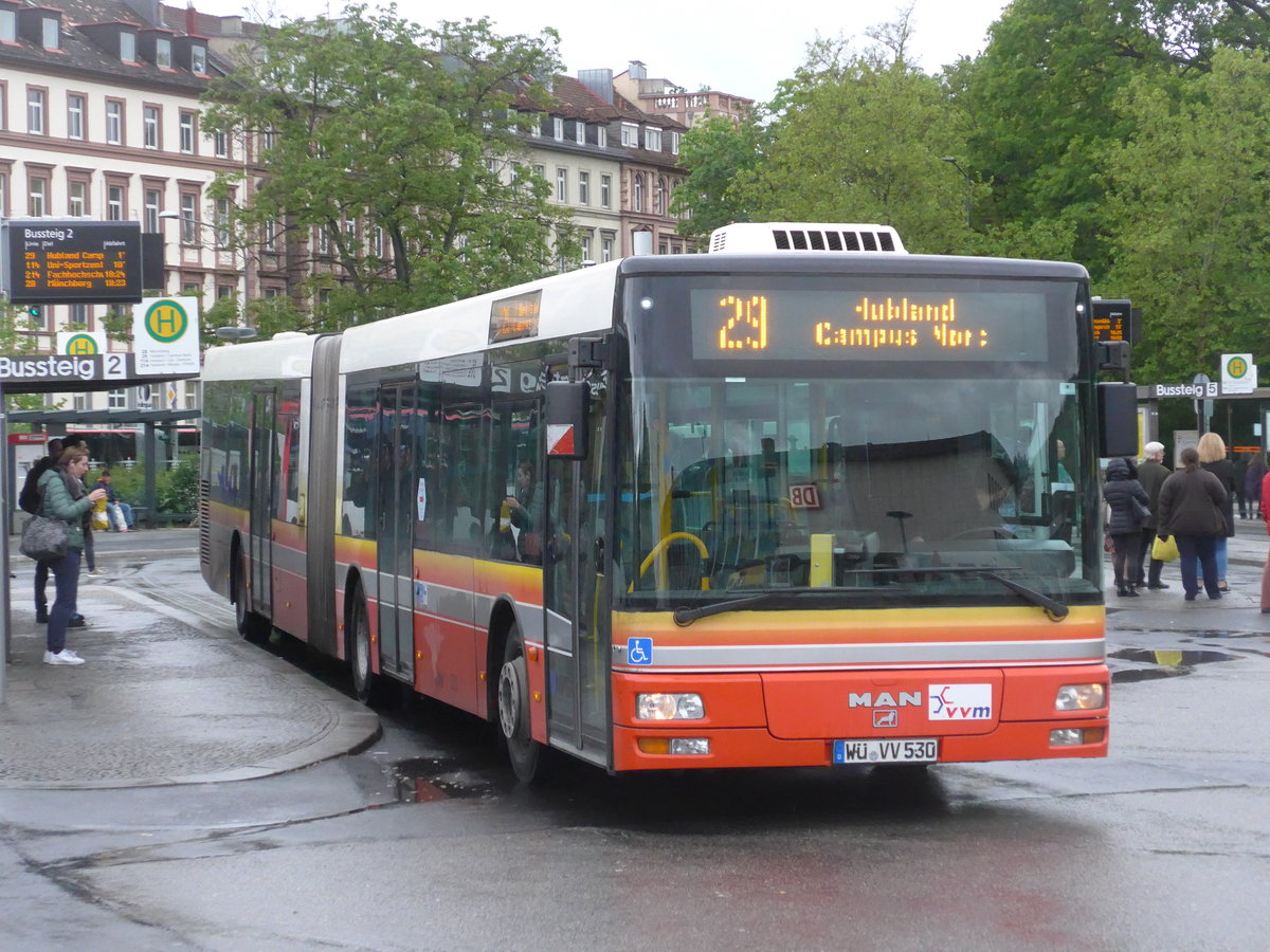 (204'689) - NVG Wrzburg - Nr. 530/W-VV 530 - MAN am 9. Mai 2019 beim Bahnhof Wrzburg