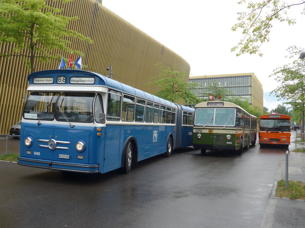 (206'556) - VBZ Zrich (TMZ) - Nr. 540/ZH 315'491 - Saurer/Saurer (ex Nr. 7540; ex Nr. 540) + SVB Bern (Bernmobil historique) - Nr. 270/BE 113'270 - FBW/SWS-Gangloff + ZVB Zug (RWB) - Nr. 35/ZH 797'215 - FBW/Hess am 22. Juni 2019 in Luzern, Allmend