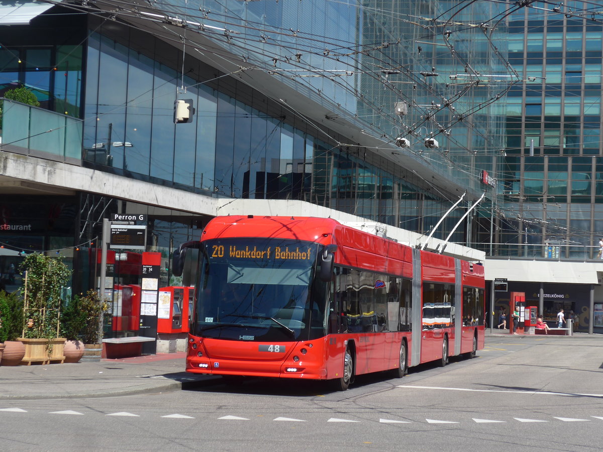 (206'774) - Bernmobil, Bern - Nr. 48 - Hess/Hess Doppelgelenktrolleybus am 24. Juni 2019 beim Bahnhof Bern