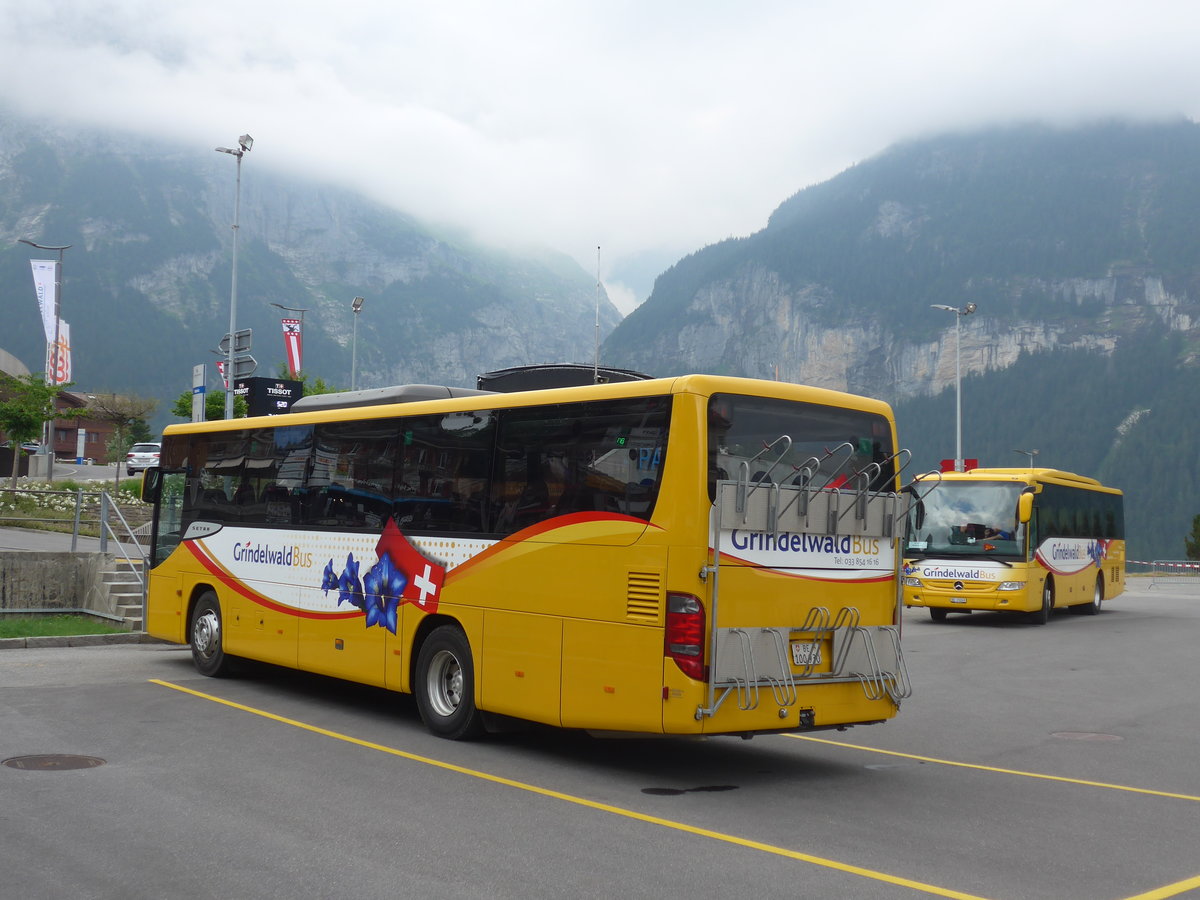 (207'753) - AVG Grindelwald - Nr. 21/BE 100'930 - Setra am 9. Juli 2019 beim Bahnhof Grindelwald