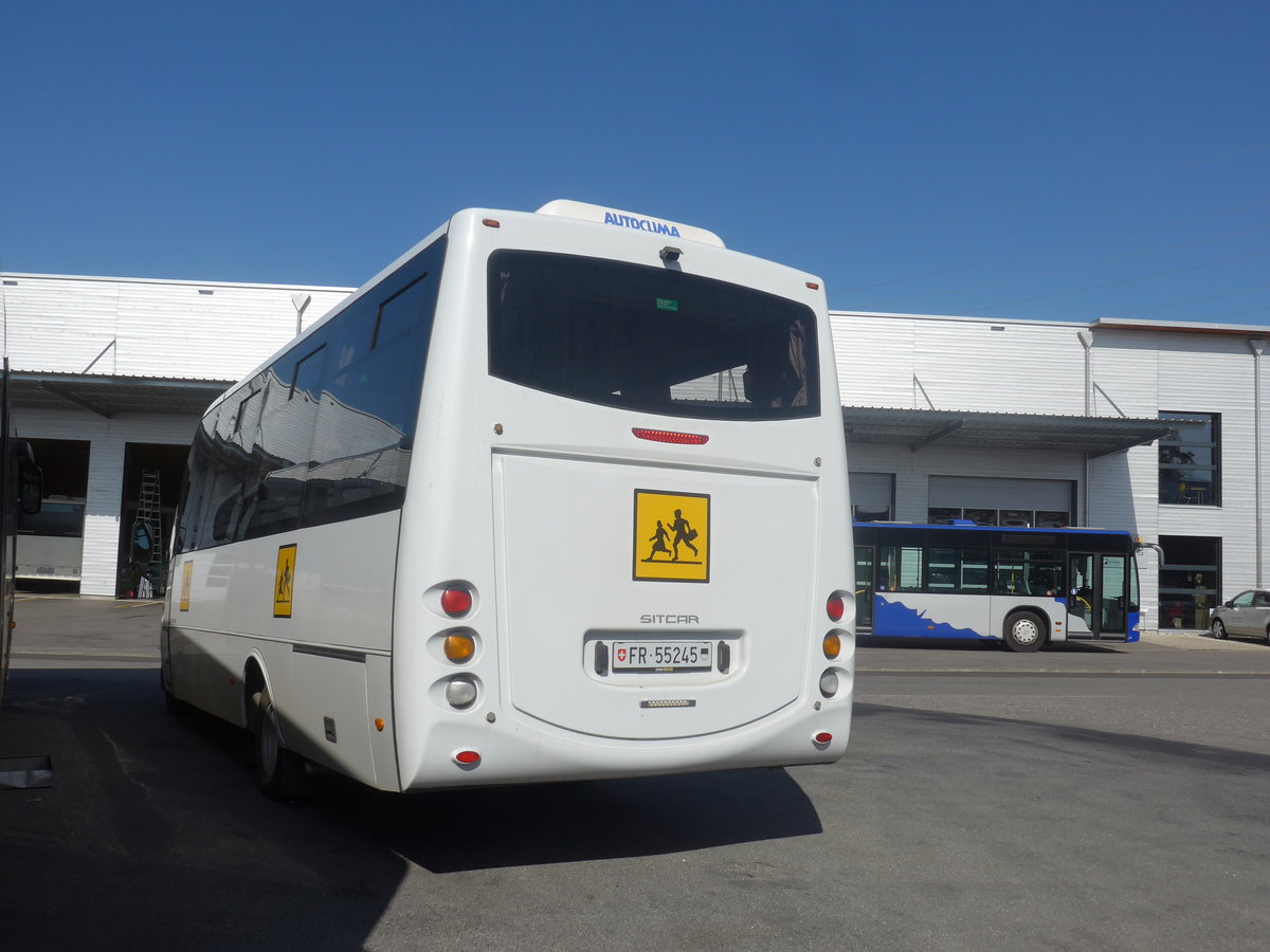 (209'701) - Kleibenzett'l, Kleinbsingen - FR 55'245 - Iveco/Sitcar am 15. September 2019 in Kerzers, Interbus