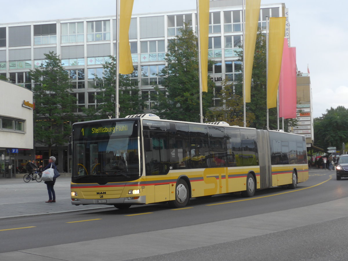 (209'892) - STI Thun - Nr. 121/BE 700'121 - MAN am 5. Oktober 2019 beim Bahnhof Thun