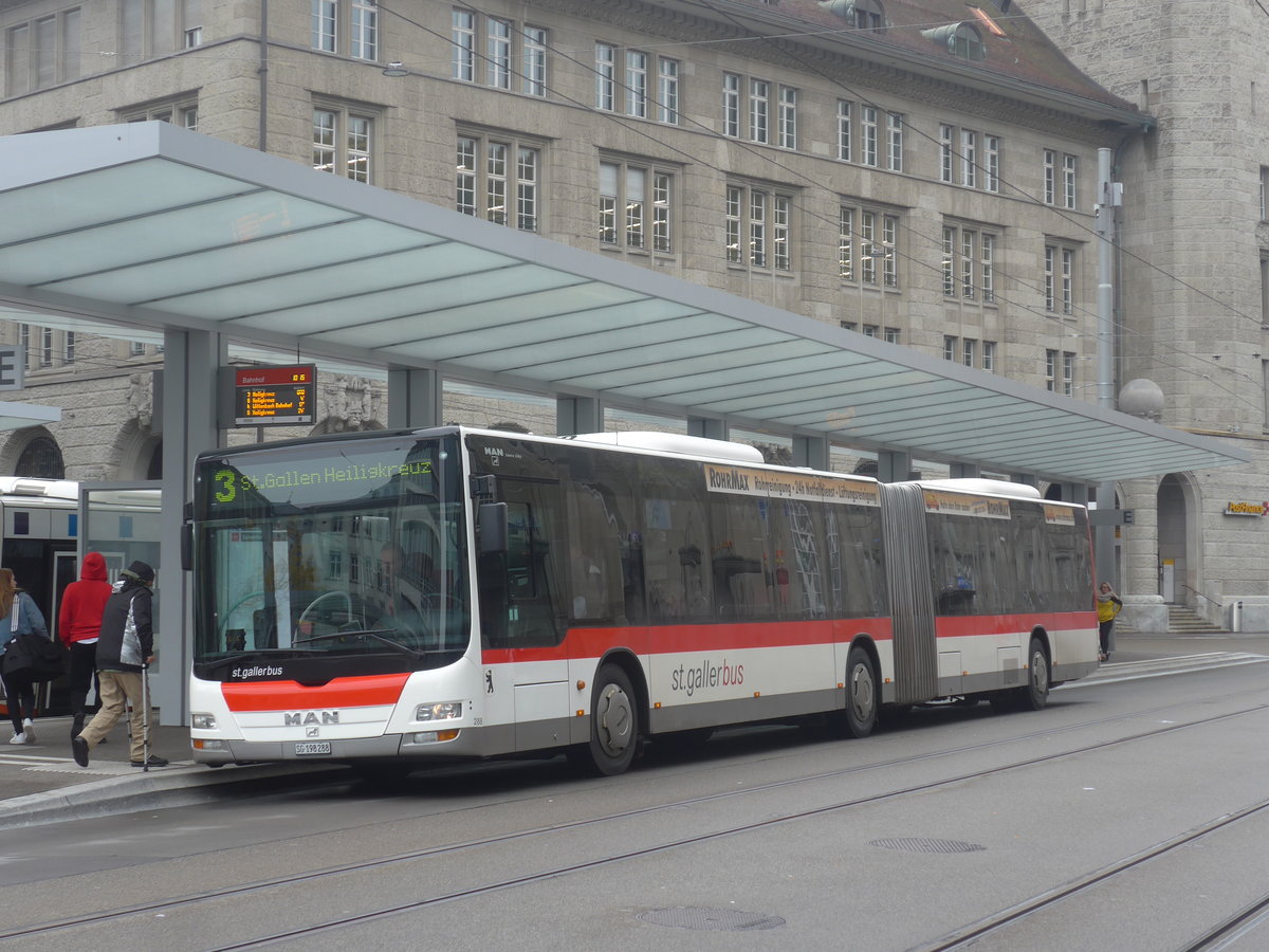 (209'954) - St. Gallerbus, St. Gallen - Nr. 288/SG 198'288 - MAN am 6. Oktober 2019 beim Bahnhof St. Gallen