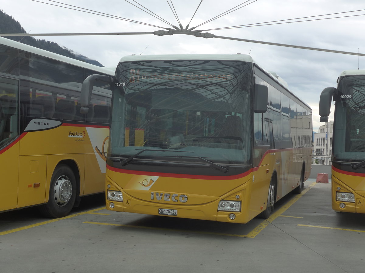 (210'043) - PostAuto Graubnden - GR 170'434 - Iveco (ex Lagerfahrzeug Iveco) am 6. Oktober 2019 in Chur, Postautostation