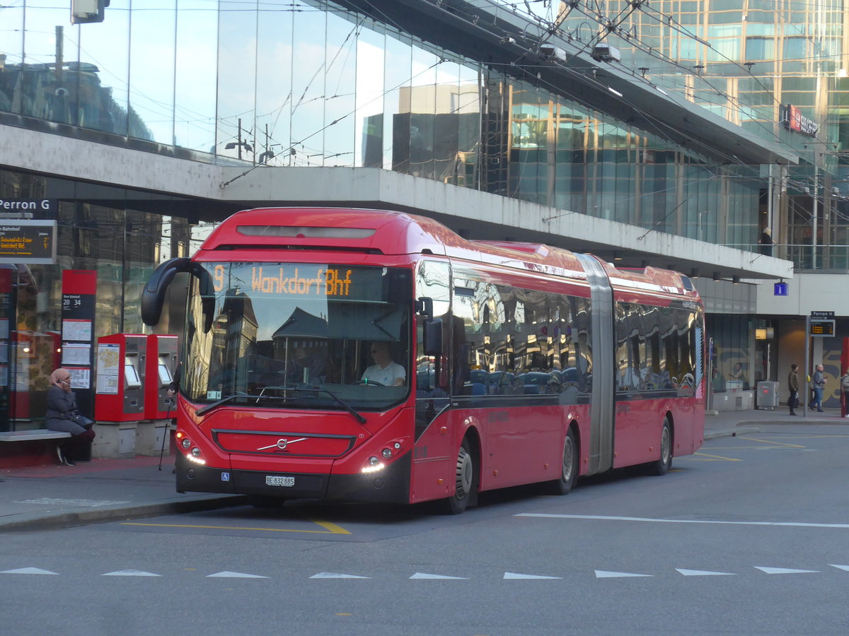 (210'065) - Bernmobil, Bern - Nr. 885/BE 832'885 - Volvo am 12. Oktober 2019 beim Bahnhof Bern