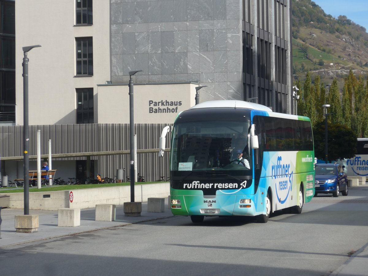 (210'652) - Ruffiner, Turtmann - VS 16'677 - MAN (ex Nr. 12) am 27. Oktober 2019 beim Bahnhof Visp