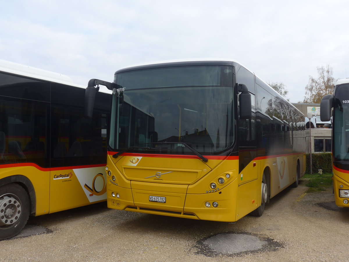 (210'878) - Favre, Avenches - VD 615'782 - Volvo am 9. November 2019 in Yverdon, Postgarage