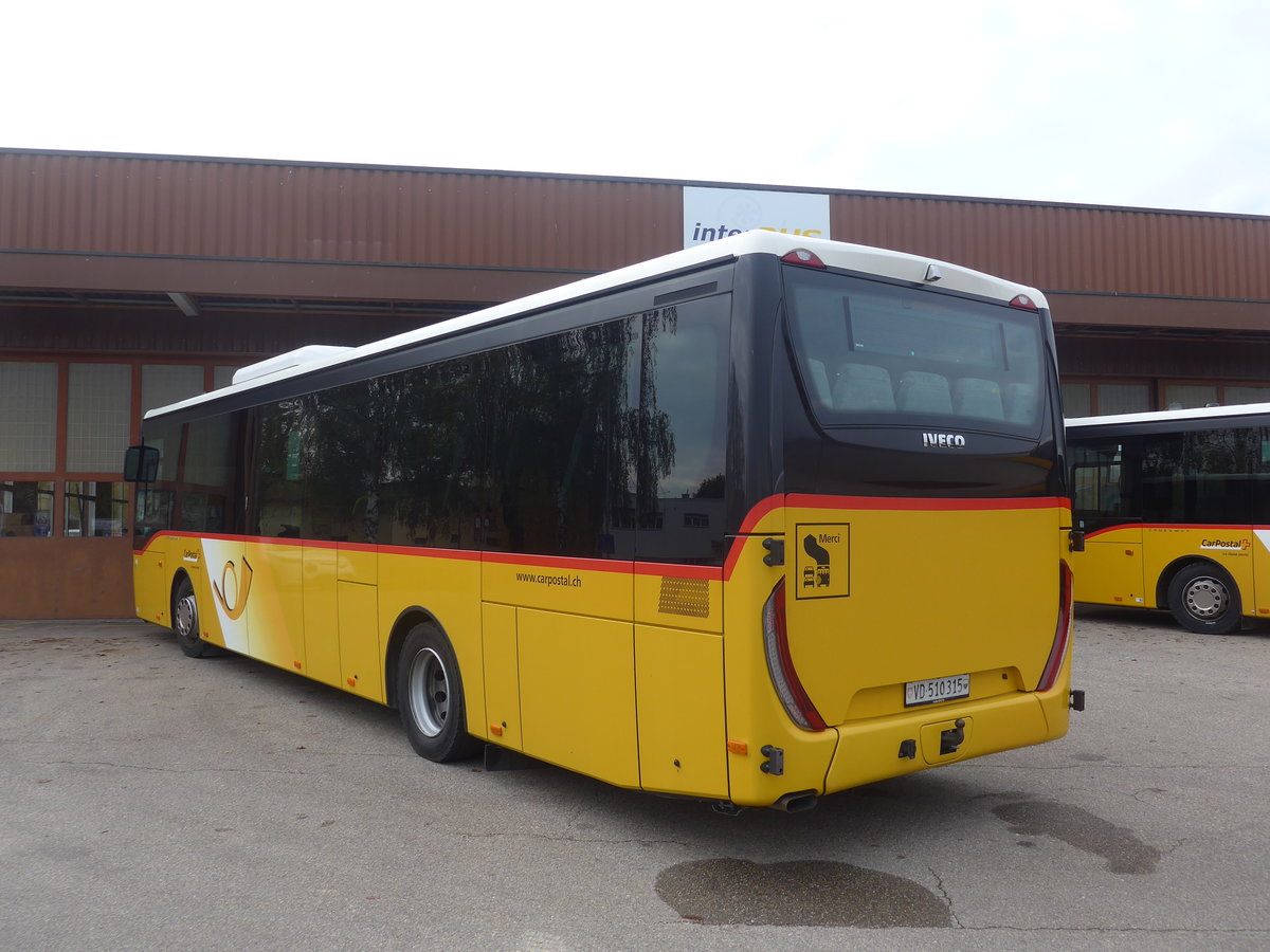 (210'908) - CarPostal Ouest - VD 510'315 - Iveco am 9. November 2019 in Yverdon, Garage