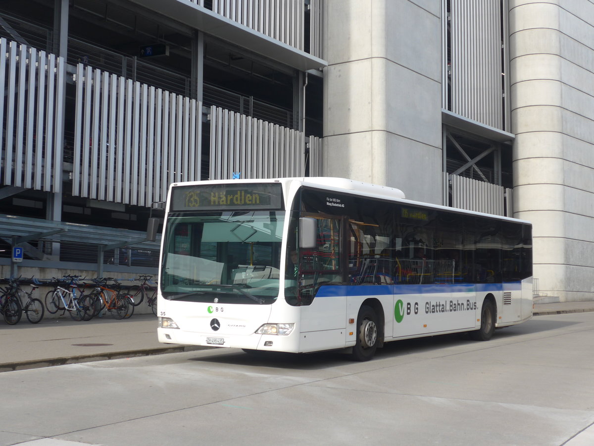 (211'054) - Maag, Kloten - Nr. 35/ZH 498'435 - Mercedes am 12. November 2019 in Zrich, Flughafen