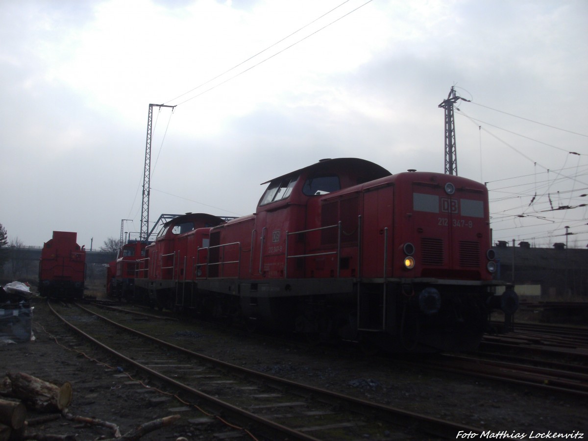 212 347-9 und 212 XXX abgestellt in Stralsund Hbf am 27.2.14