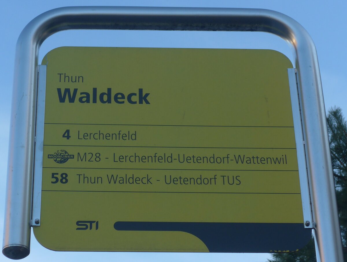 (215'189) - STI-Haltestellenschild - Thun, Waldeck - am 15. Mrz 2020