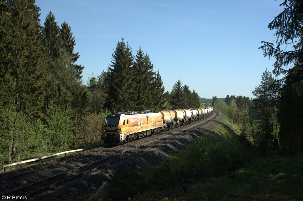 2159 256-7 mit dem Slurry Schwedt/Oder - Kroatien bei Röslau. 01.05.24