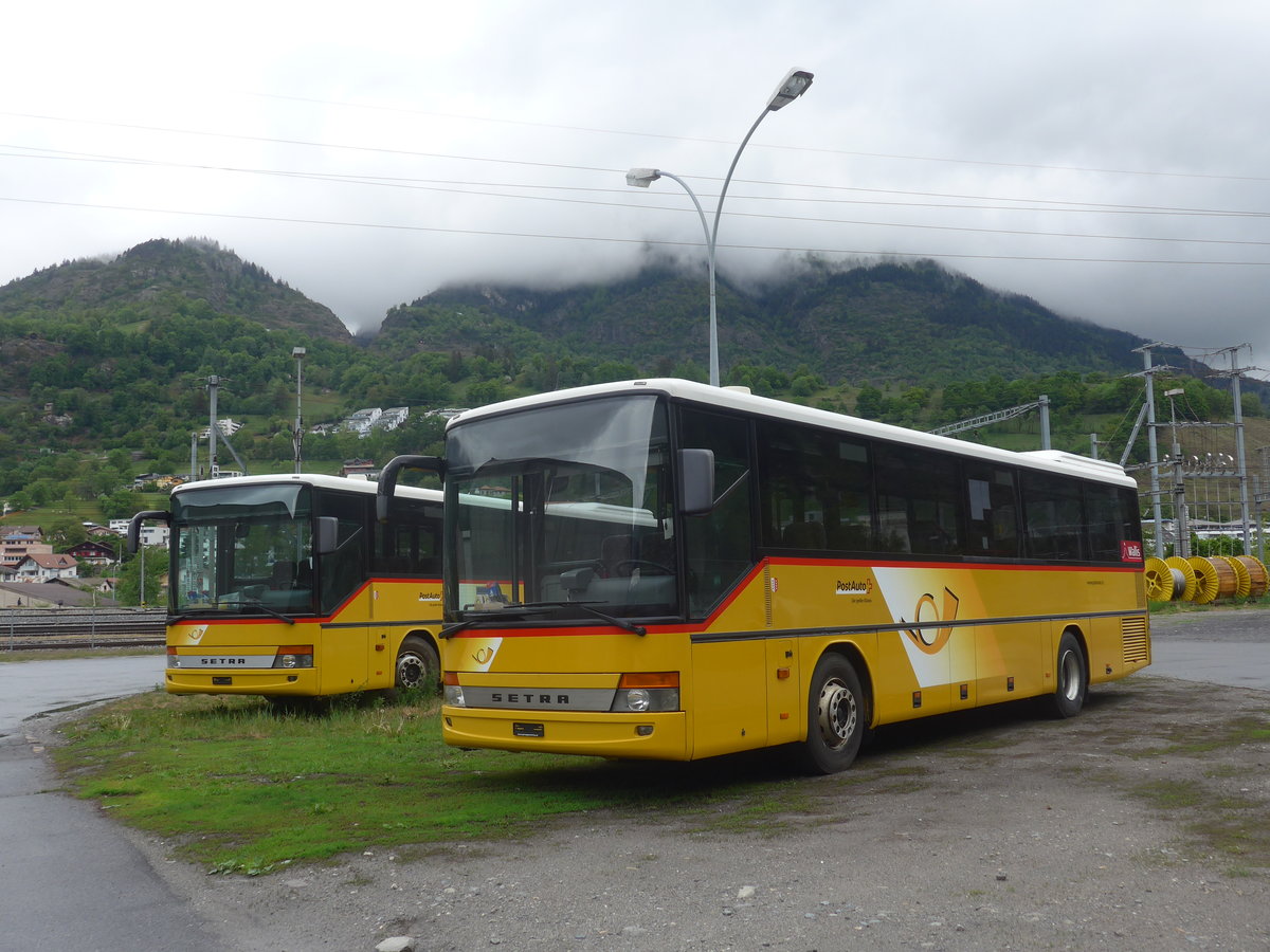 (216'657) - PostAuto Wallis - (VS 241'975) - Setra am 2. Mai 2020 bei Brig