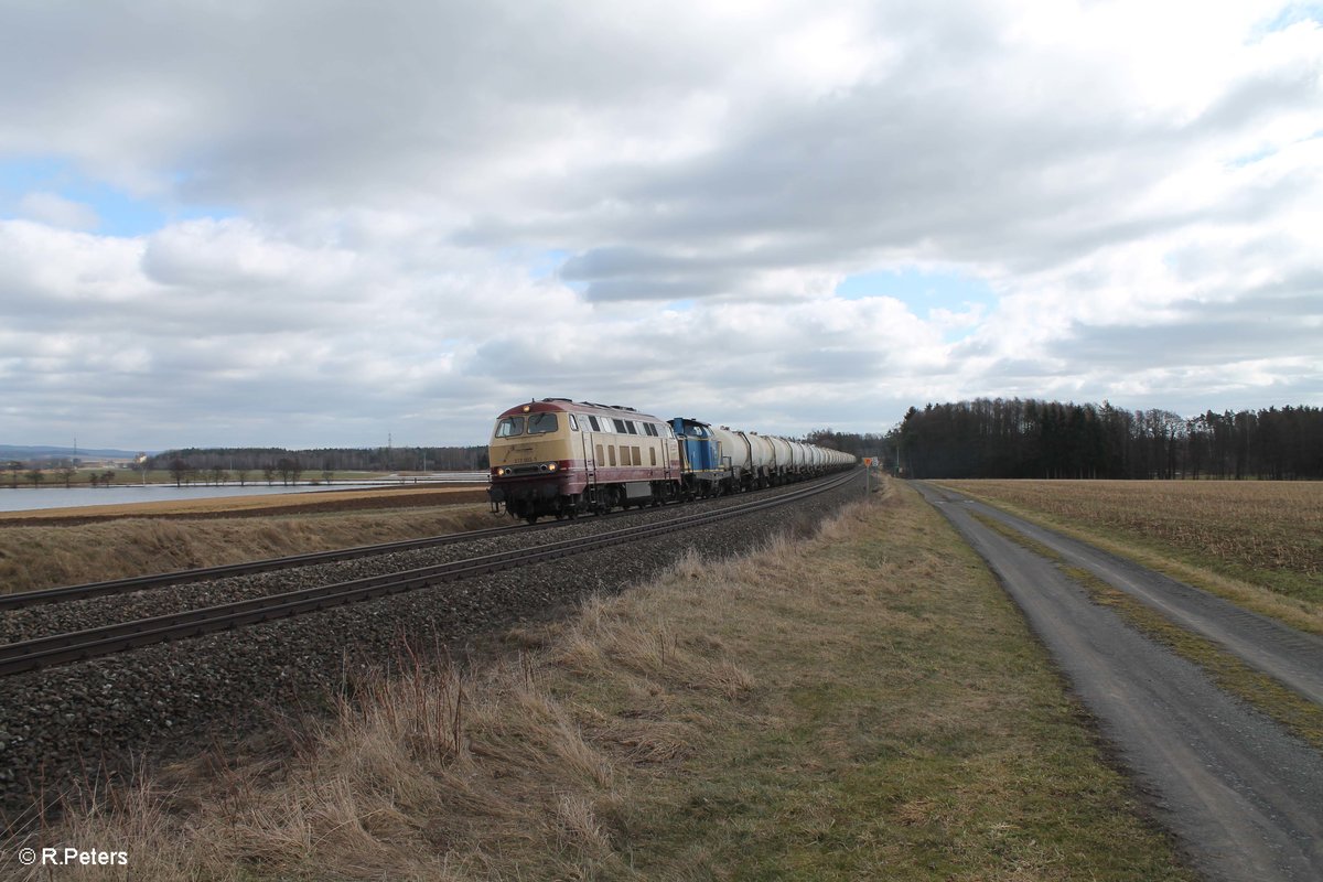 217 002-5 und V1253 ziehen bei Oberteich den Kesselzug Vohburg - Cheb. 10.03.17