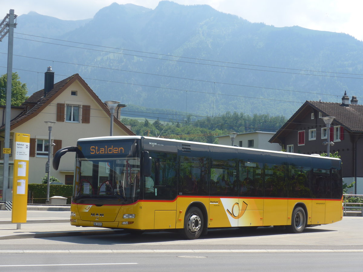 (217'058) - PostAuto Zentralschweiz - Nr. 11/OW 10'121 - MAN (ex Dillier, Sarnen Nr. 11) am 17. Mai 2020 beim Bahnhof Sarnen