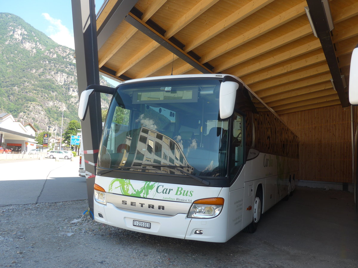 (217'548) - ABl Biasca - Nr. 13/TI 231'013 - Setra am 1. Juni 2020 in Biasca, Garage