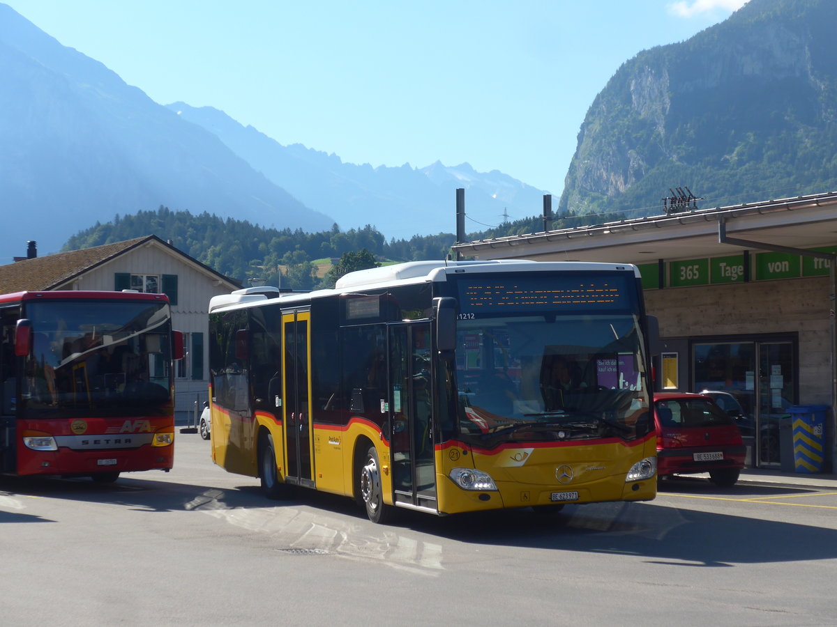 (218'631) - Flck, Brienz - Nr. 21/BE 623'971 - Mercedes am 12. Juli 2020 in Meiringen, Postautostation