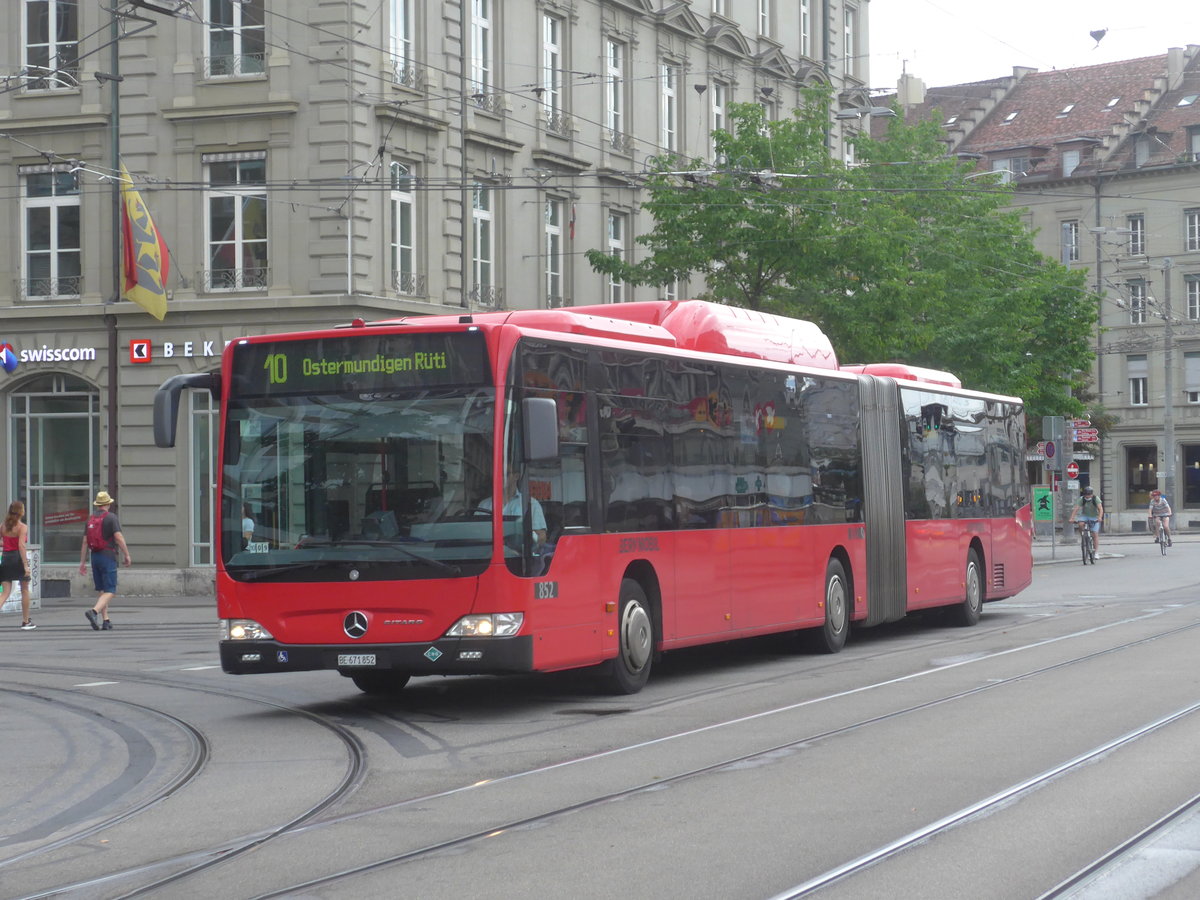 (219'433) - Bernmobil, Bern - Nr. 852/BE 671'852 - Mercedes am 2. August 2020 beim Bahnhof Bern