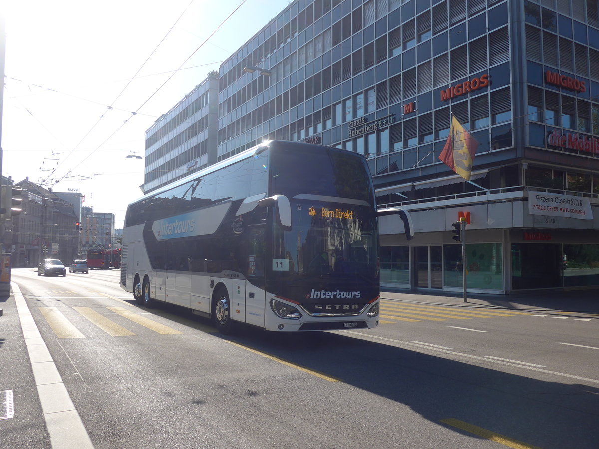 (219'633) - Intertours, Domdidier - FR 300'660 - Setra am 9. August 2020 beim Bahnhof Bern